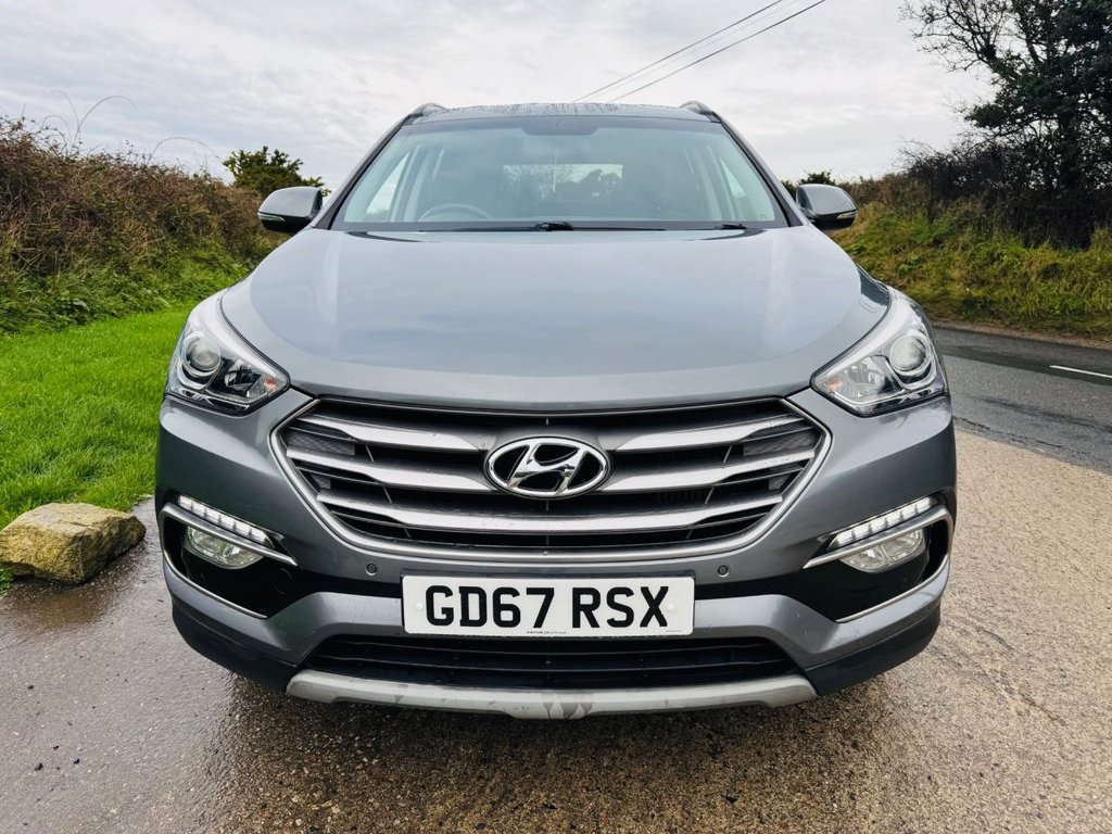 Used Hyundai Santa Fe 2018 for sale - 76950684: Photo 11