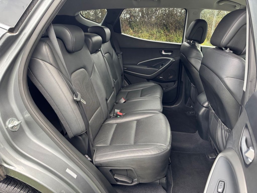 Used Hyundai Santa Fe 2018 for sale - 76950684: Photo 26