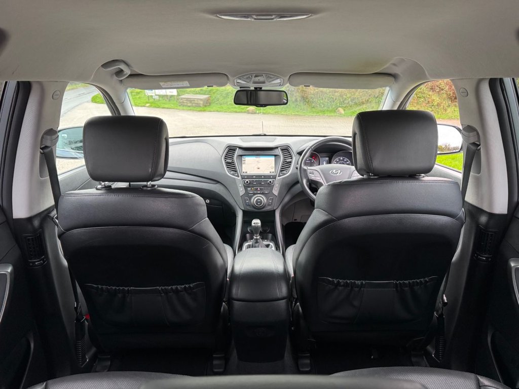 Used Hyundai Santa Fe 2018 for sale - 76950684: Photo 32