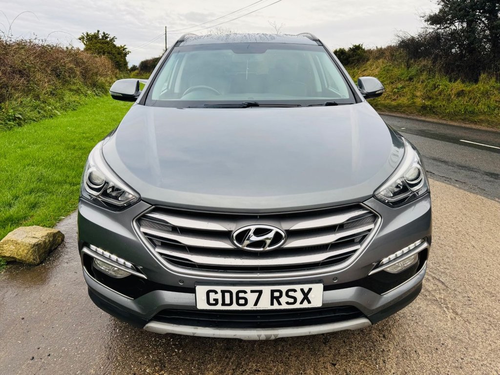 Used Hyundai Santa Fe 2018 for sale - 76950684: Photo 4