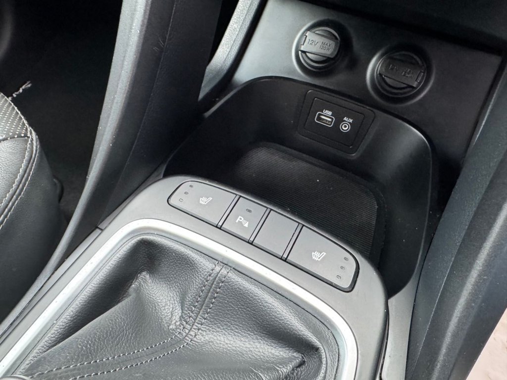 Used Hyundai Santa Fe 2018 for sale - 76950684: Photo 41