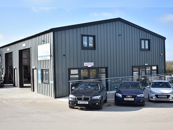 Used Volkswagen Golf 2009 for sale - 76973814: Photo