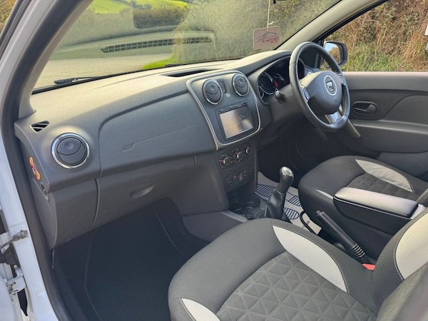 Used Dacia Sandero Stepway 2016 for sale - 76266957: Photo 19