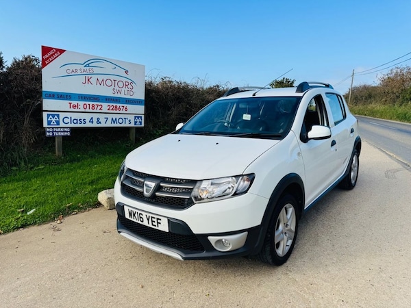 Used Dacia Sandero Stepway 2016 for sale - 76266957: Photo 1