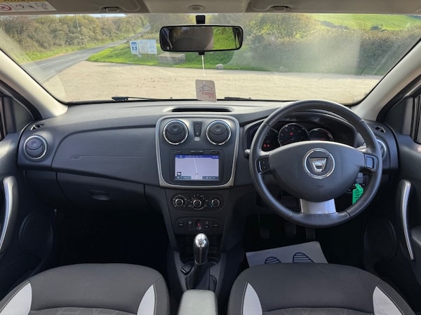 Used Dacia Sandero Stepway 2016 for sale - 76266957: Photo 25