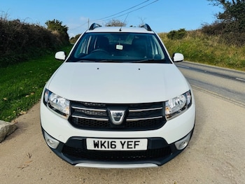 Used Dacia Sandero Stepway 2016 for sale - 76266957: Photo 4