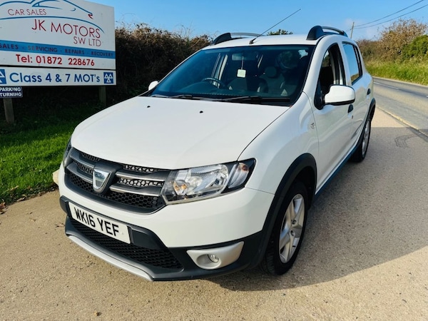 Used Dacia Sandero Stepway 2016 for sale - 76266957: Photo 5