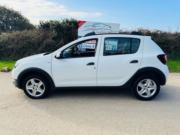Used Dacia Sandero Stepway 2016 for sale - 76266957: Photo 6