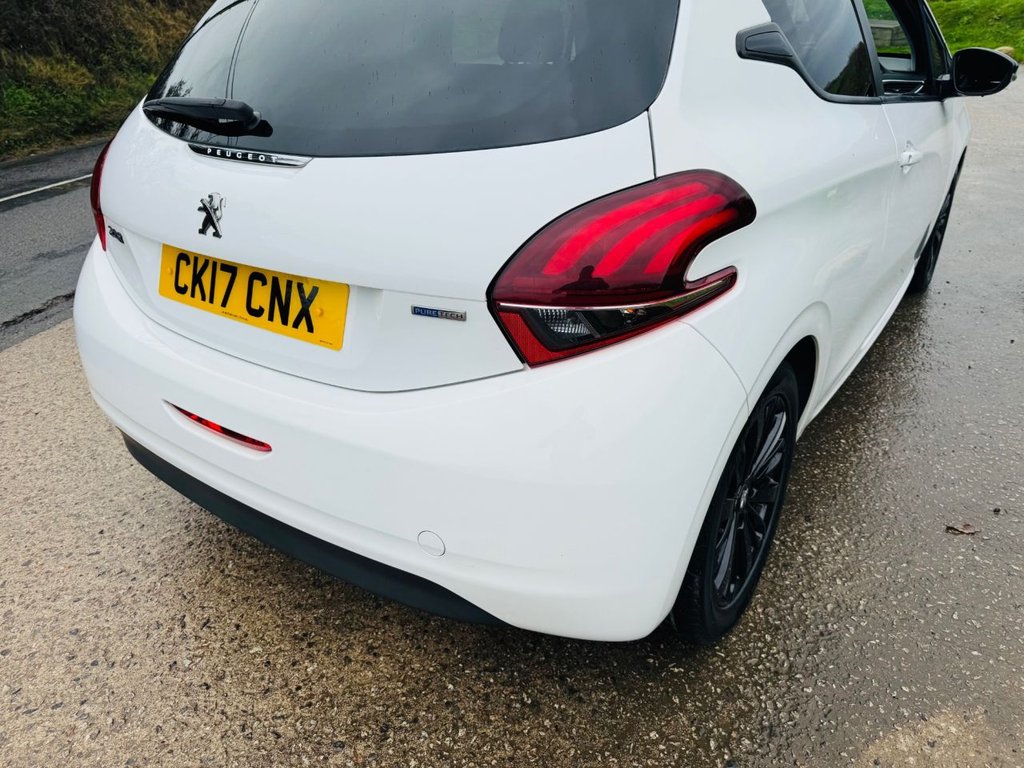 Used Peugeot 208 2017 for sale - 76559325: Photo 15