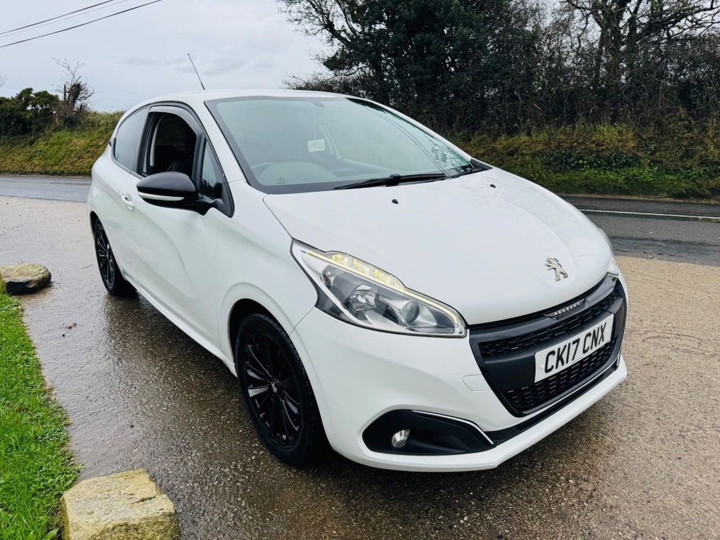 Used Peugeot 208 2017 for sale - 76559325: Photo 2