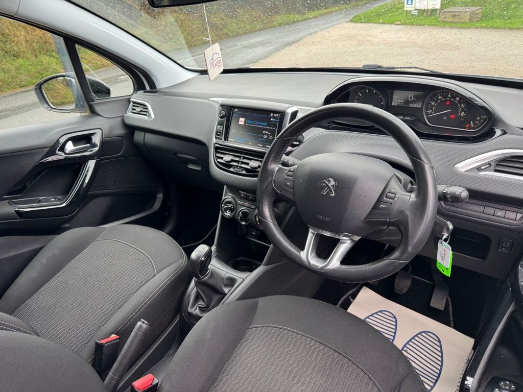 Used Peugeot 208 2017 for sale - 76559325: Photo 31