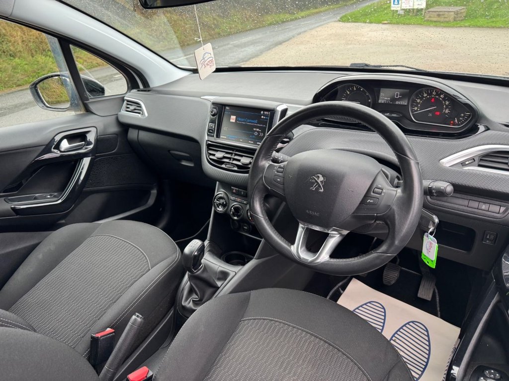 Used Peugeot 208 2017 for sale - 76559325: Photo 32
