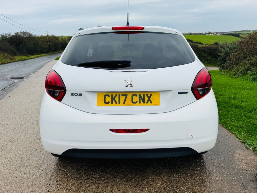Used Peugeot 208 2017 for sale - 76559325: Photo 8