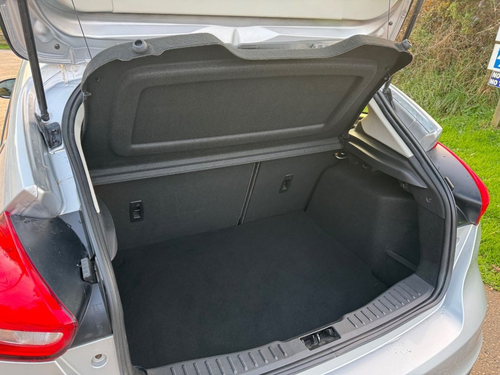 Used Ford Focus 2017 for sale - 76740433: Photo 28