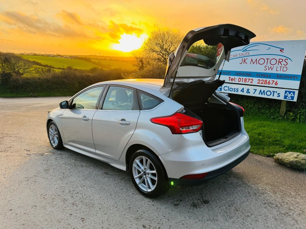 Used Ford Focus 2017 for sale - 76740433: Photo 6