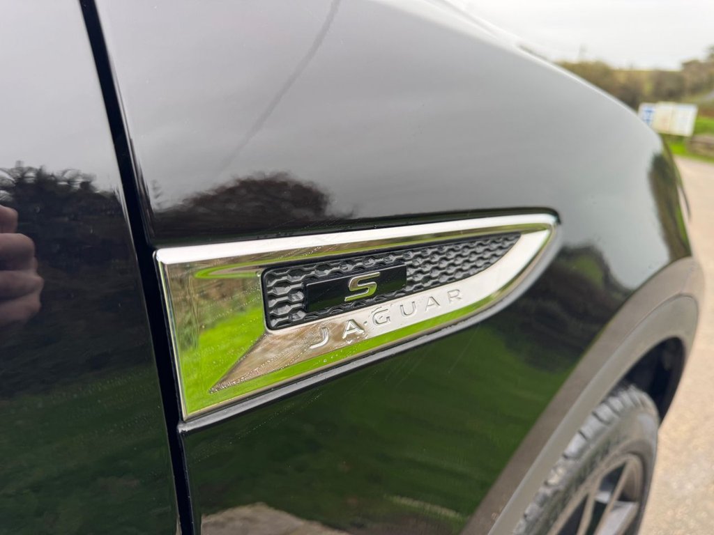 Used Jaguar E-Pace 2018 for sale - 76570034: Photo 33