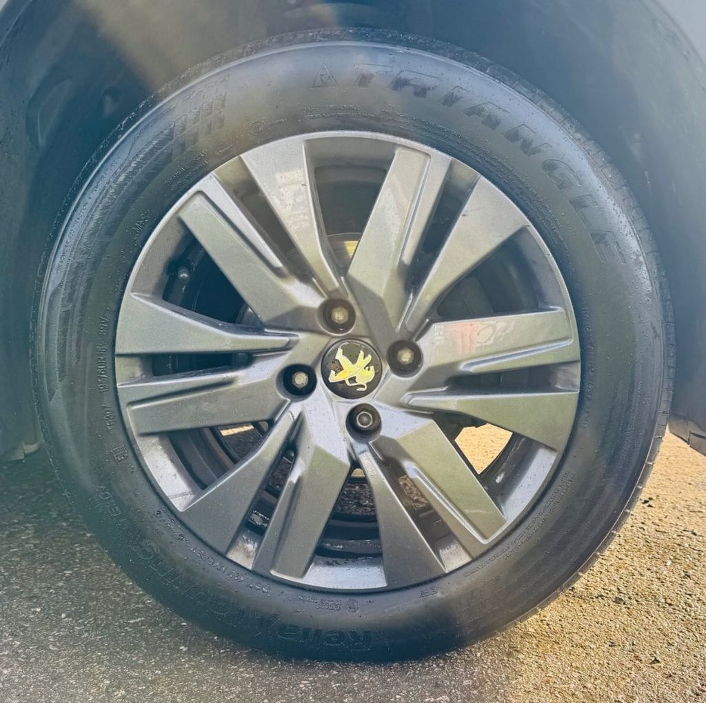 Used Peugeot 2008 2016 for sale - 77133482: Photo 18