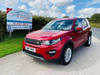 2017 (17) - 2.0 TD4 SE Tech SUV 5dr Diesel Manual 4WD Euro 6 (s/s) (180 ps)