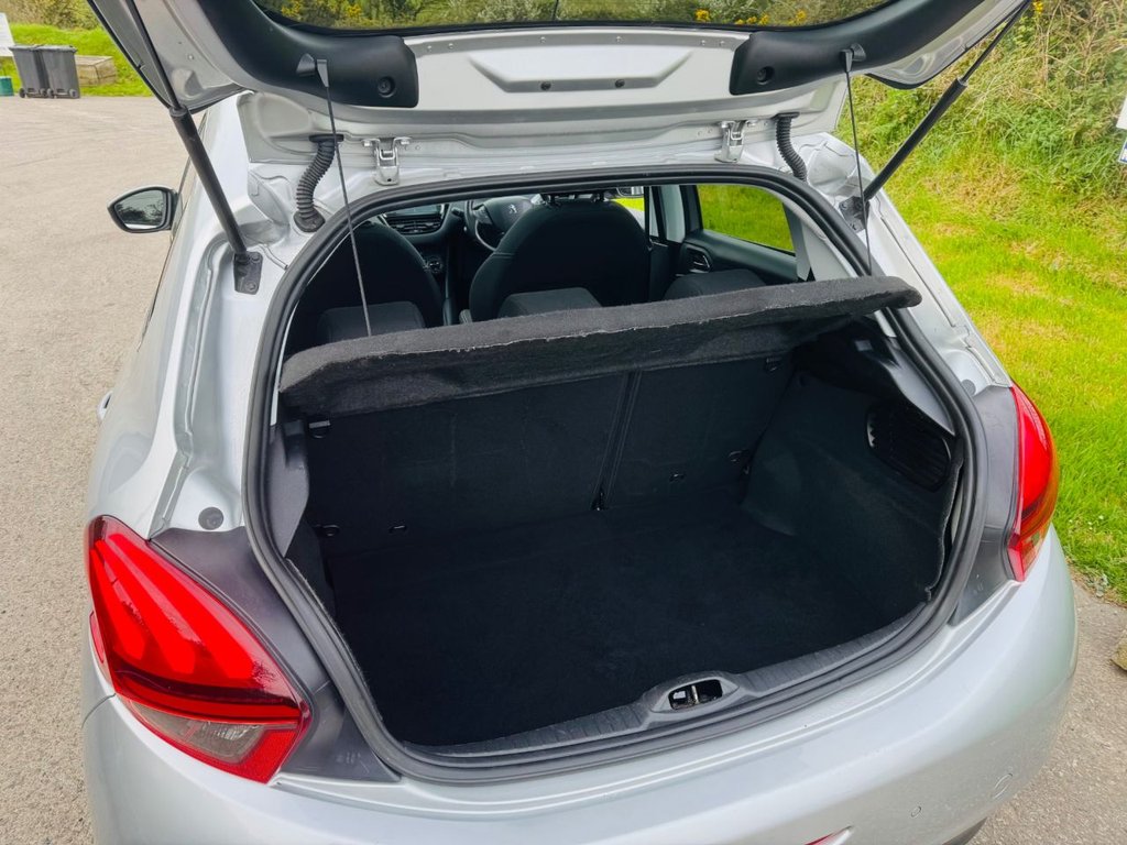 Used Peugeot 208 2018 for sale - 78200477: Photo 29