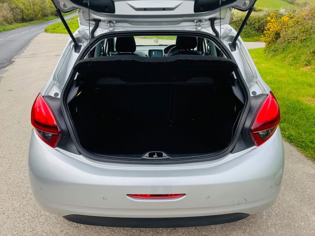 Used Peugeot 208 2018 for sale - 78200477: Photo 30