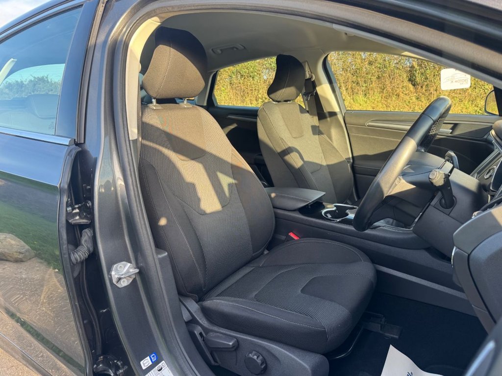 Used Ford Mondeo 2017 for sale - 76496789: Photo 21