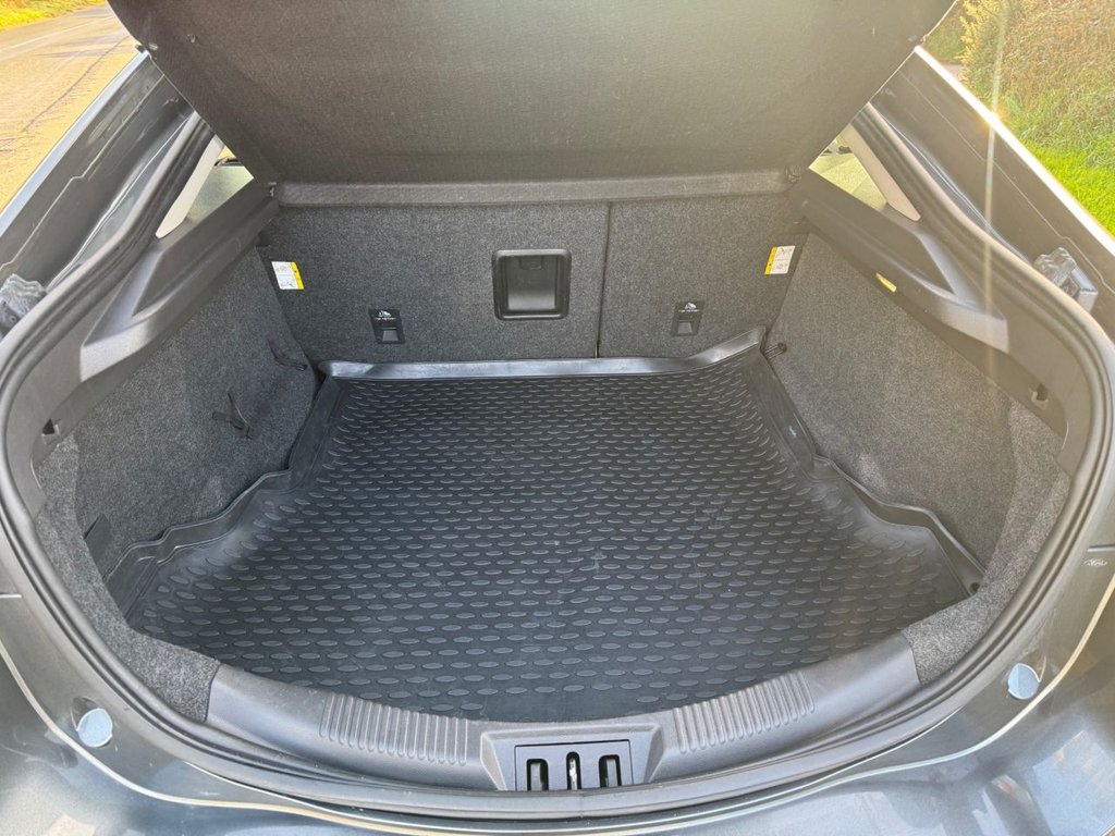 Used Ford Mondeo 2017 for sale - 76496789: Photo 29