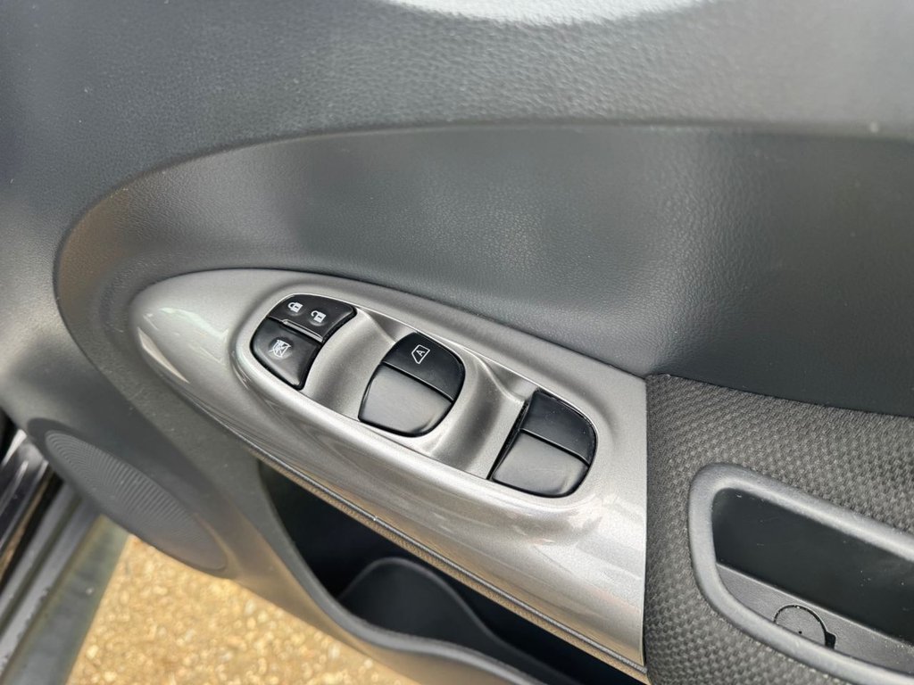 Used Nissan Juke 2016 for sale - 77621581: Photo 30