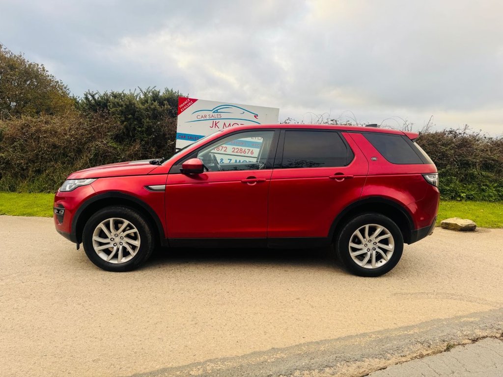 Used Land Rover Discovery Sport 2018 for sale - 76396247: Photo 2