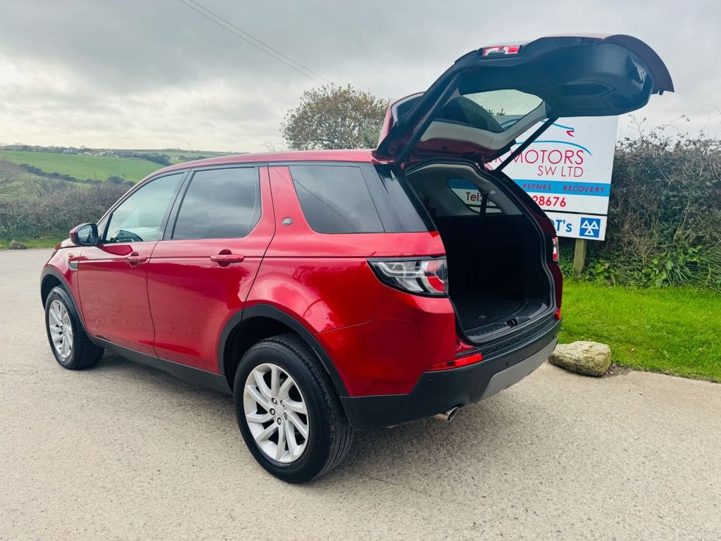 Used Land Rover Discovery Sport 2018 for sale - 76396247: Photo 20