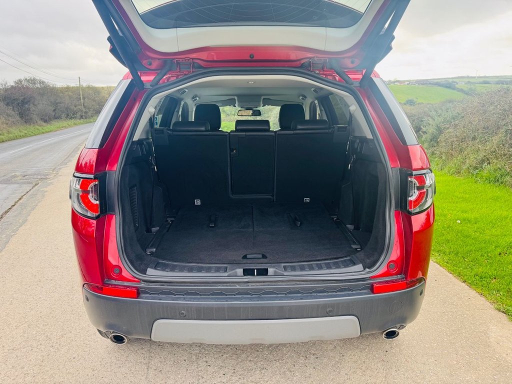 Used Land Rover Discovery Sport 2018 for sale - 76396247: Photo 30