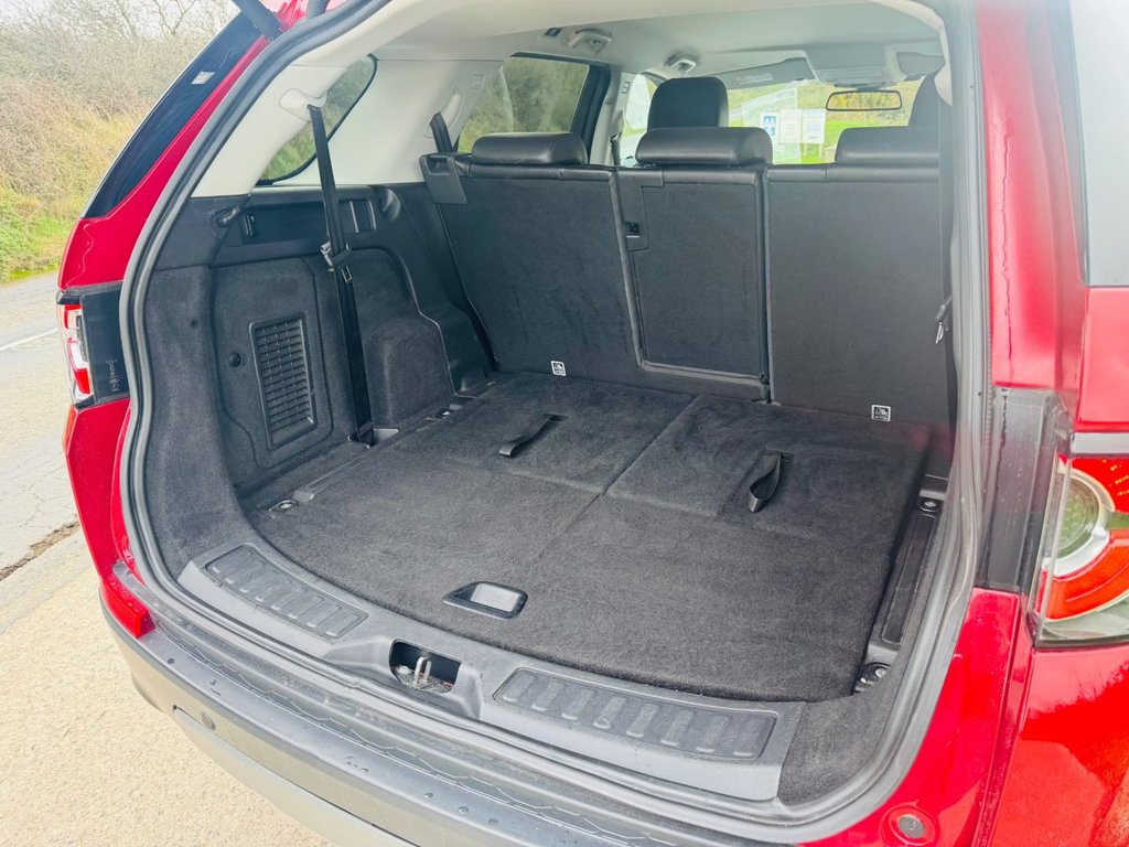 Used Land Rover Discovery Sport 2018 for sale - 76396247: Photo 31