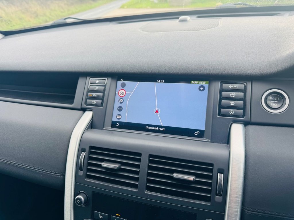 Used Land Rover Discovery Sport 2018 for sale - 76396247: Photo 38