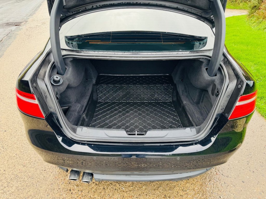 Used Jaguar XE 2018 for sale - 76950644: Photo 27