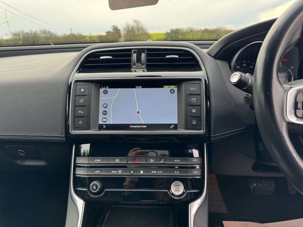 Used Jaguar XE 2018 for sale - 76950644: Photo 32