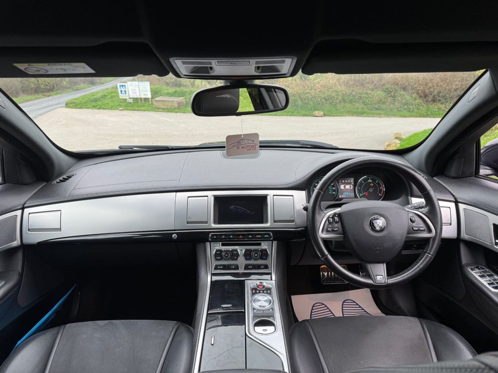 Used Jaguar XF 2014 for sale - 77765590: Photo 33