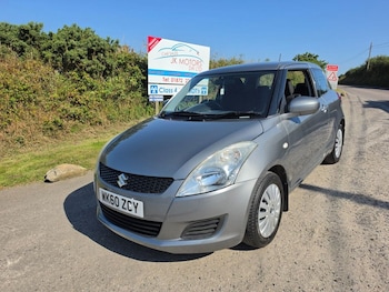 Used Suzuki Swift 2010 for sale - 79210307: Photo