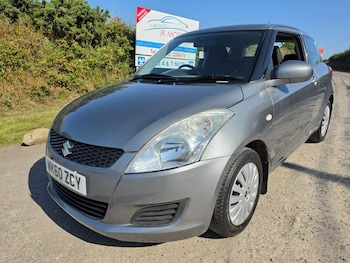 Used Suzuki Swift 2010 for sale - 79210307: Photo