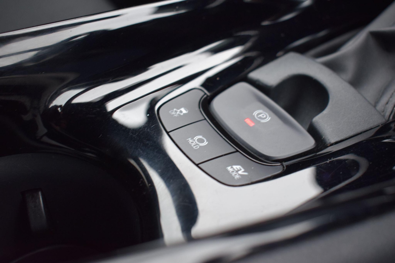 Used Toyota C-HR 2023 for sale - 77612538: Photo 25