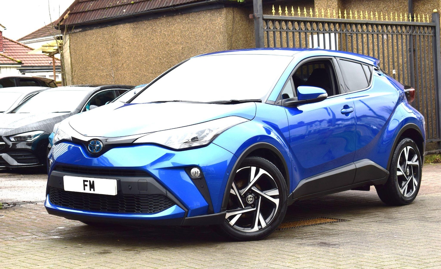 Used Toyota C-HR 2023 for sale - 77612538: Photo 3