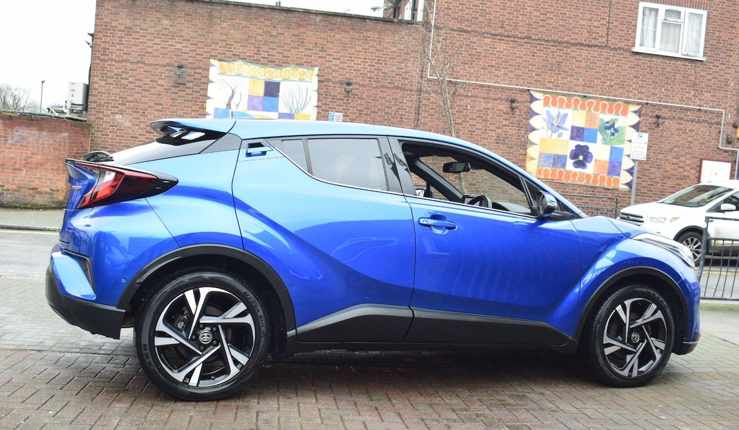 Used Toyota C-HR 2023 for sale - 77612538: Photo 34