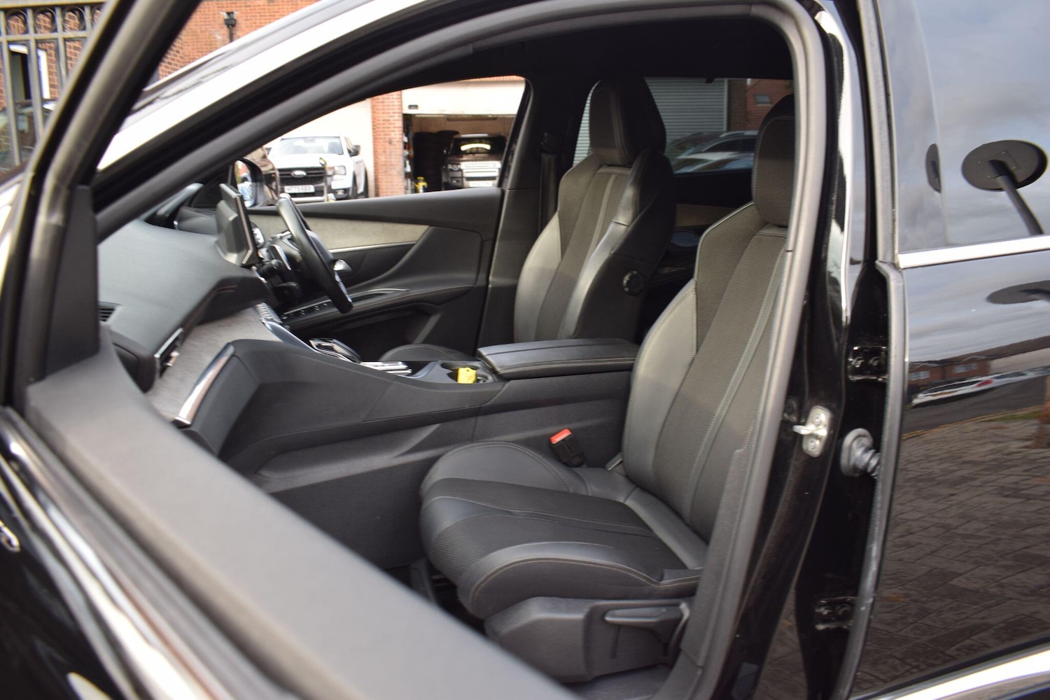 Used Peugeot 5008 2022 for sale - 76361013: Photo 24