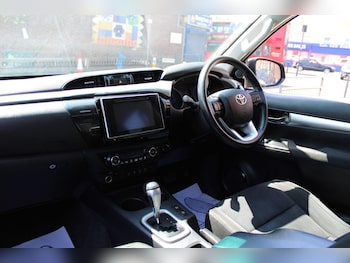 Used Toyota Hilux 2020 for sale - 79268989: Photo