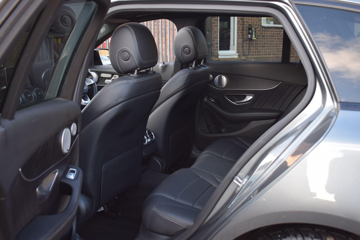 Used Mercedes-Benz C Class 2018 for sale - 77057465: Photo 45