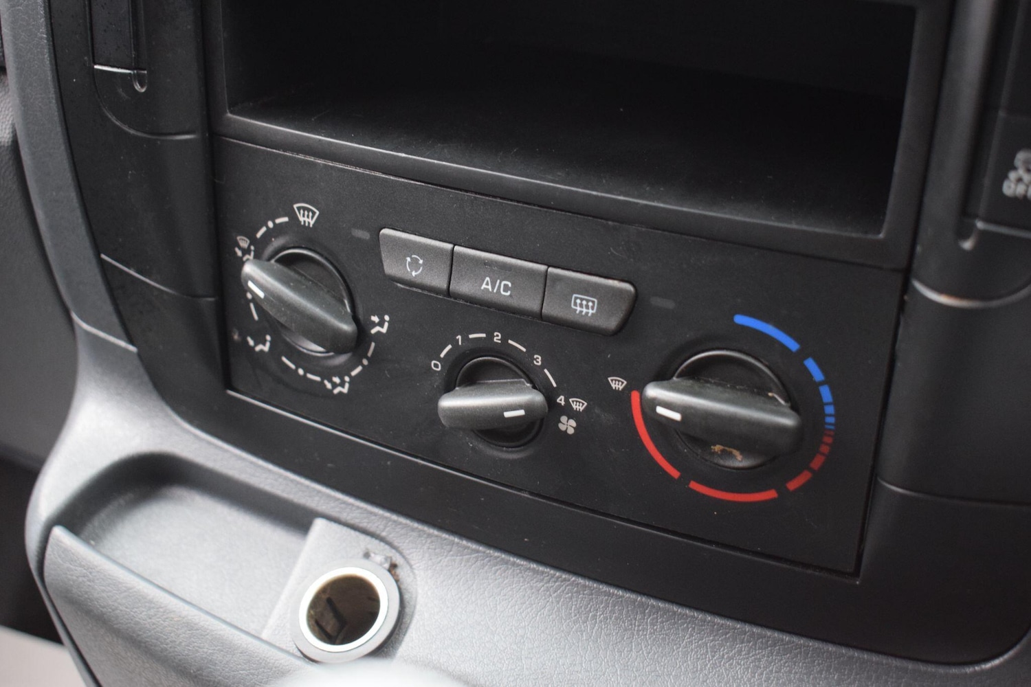 Used Peugeot Expert Tepee 2016 for sale - 76613094: Photo 33