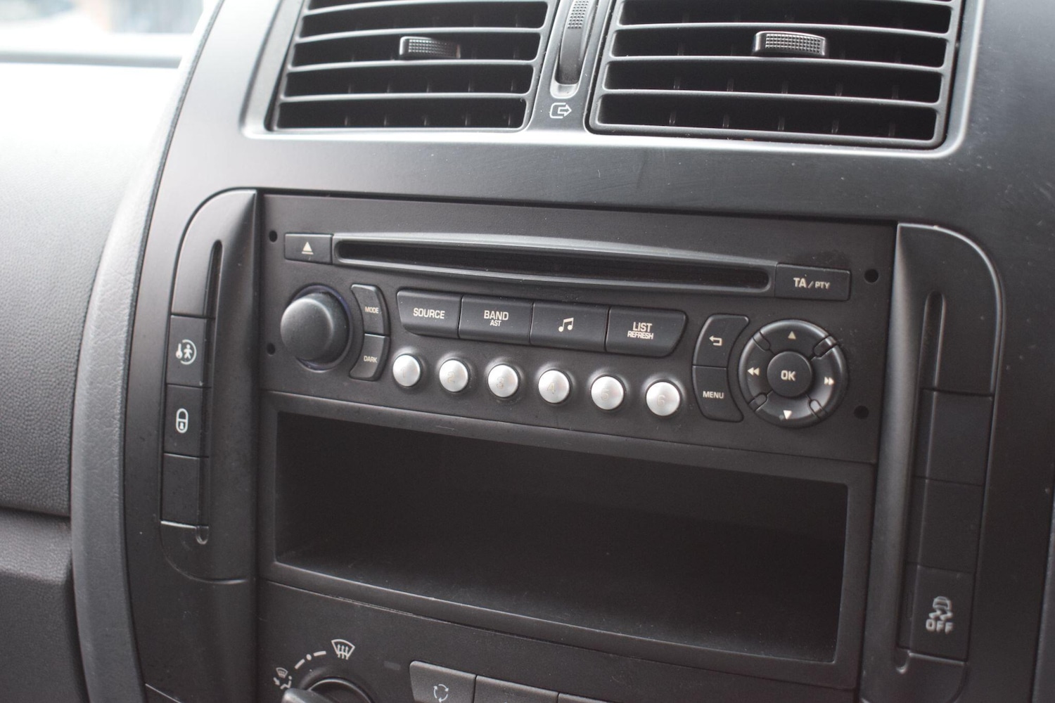 Used Peugeot Expert Tepee 2016 for sale - 76613094: Photo 34