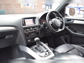 Used Audi Q5 2017 for sale - 77057467: Photo