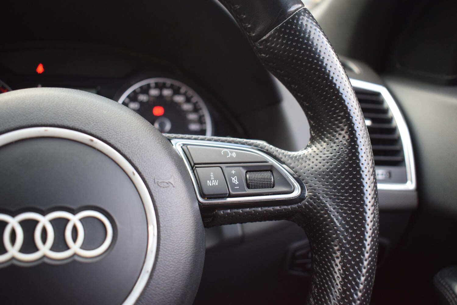 Used Audi Q5 for sale - 77057467: Photo 44