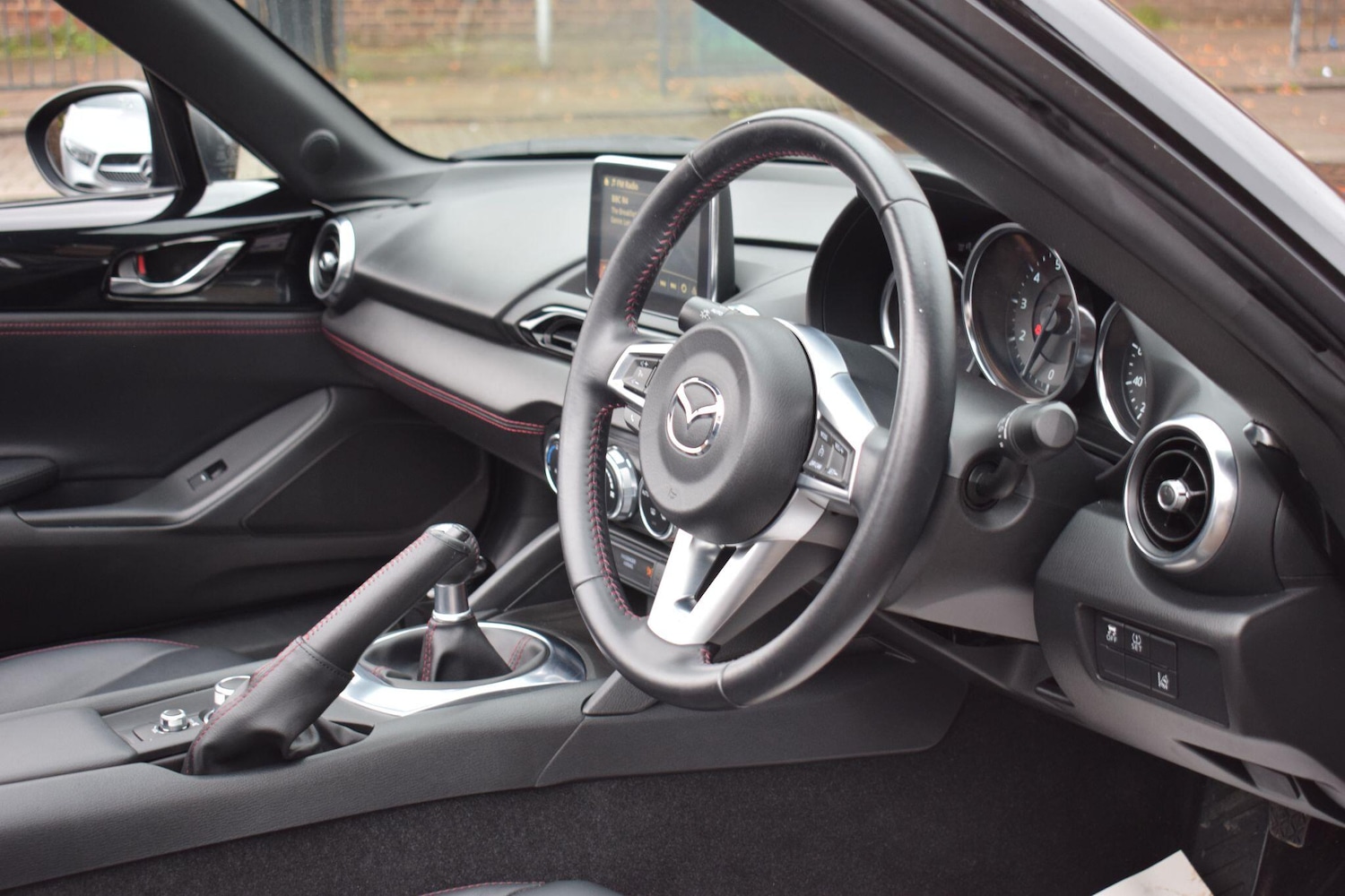 Used Mazda MX-5 2018 for sale - 76512838: Photo 21