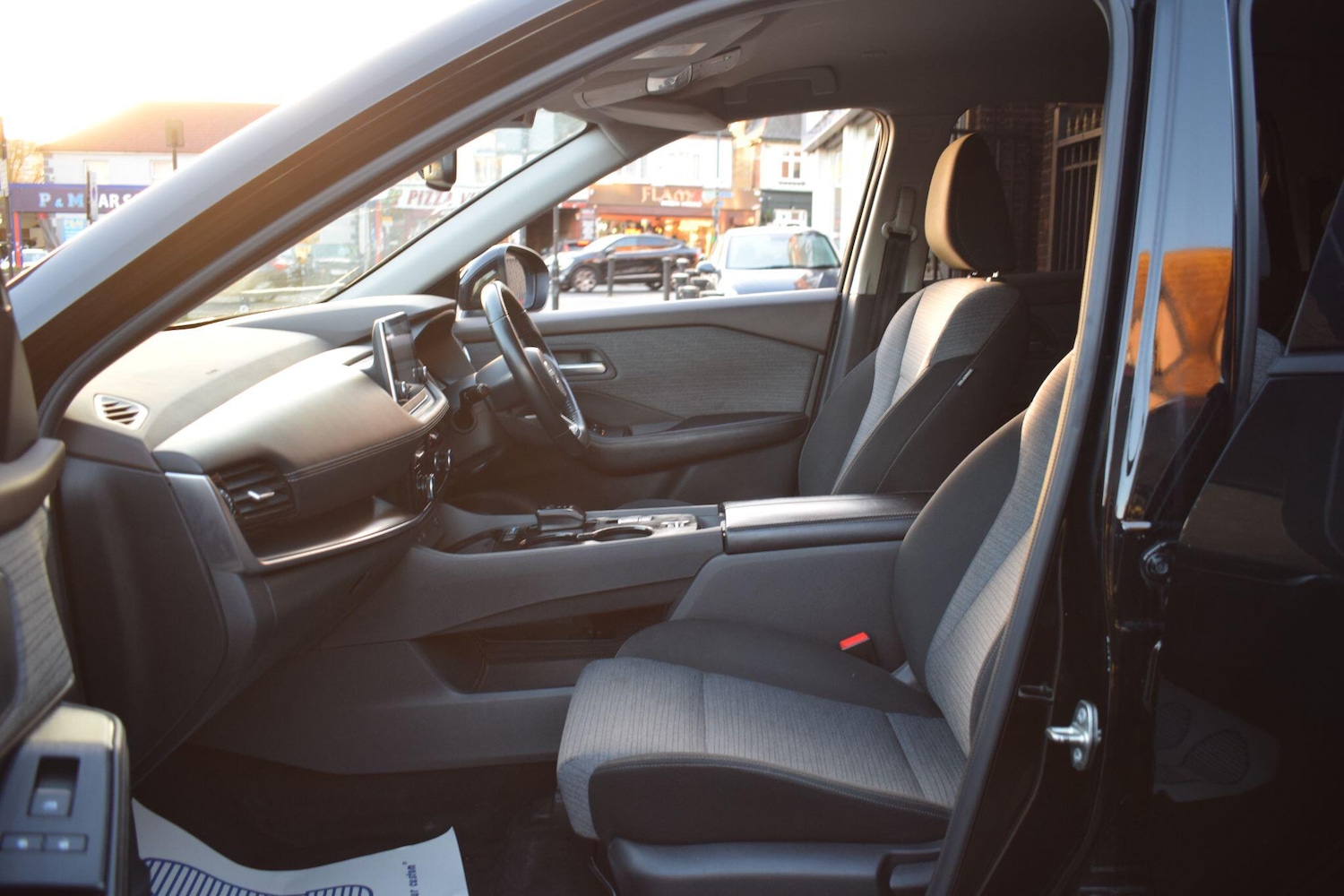 Used Nissan X-Trail for sale - 77016222: Photo 8