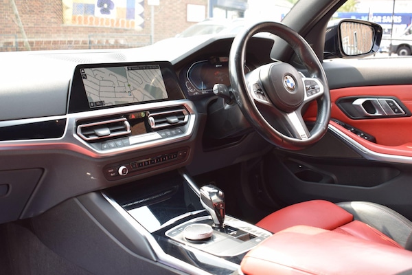 Used BMW 3 Series 2021 for sale - 75634279: Photo 2